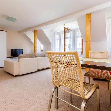 Aparthotel U Divadla Karlsbad